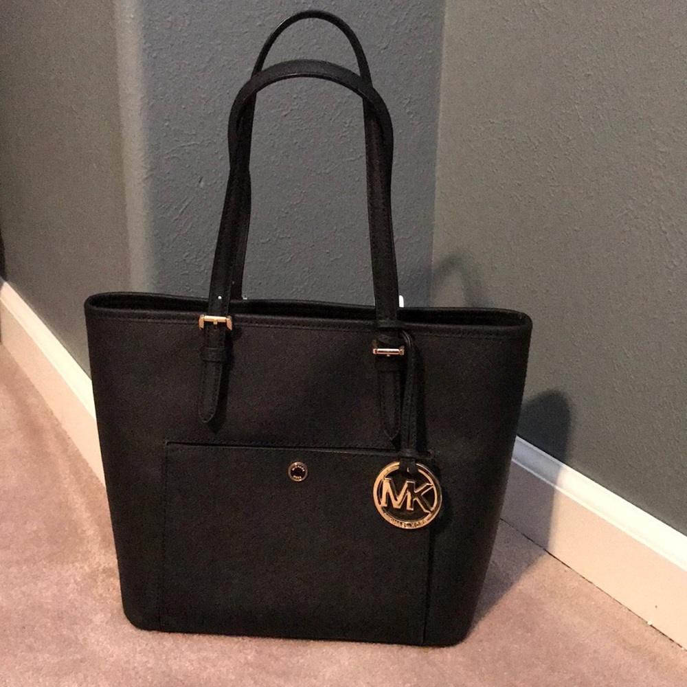 Michael Kors tote